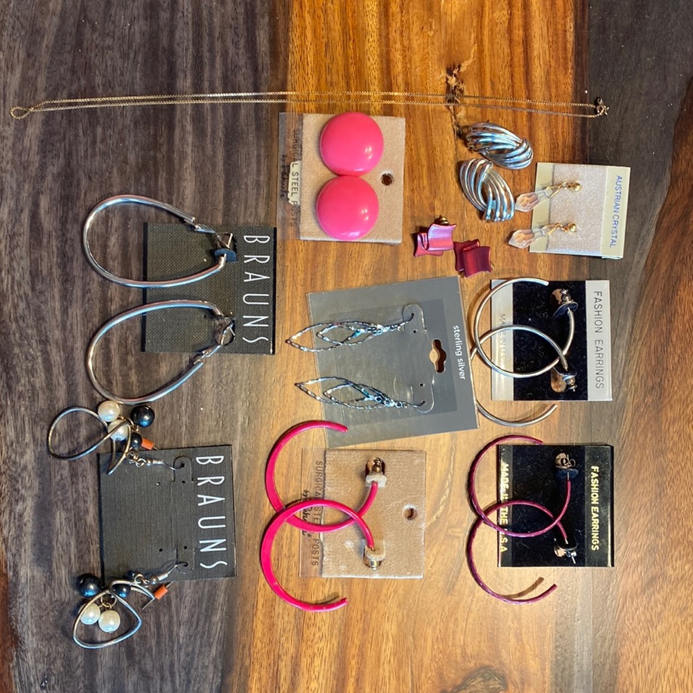 Multi pack of earrings and one necklace